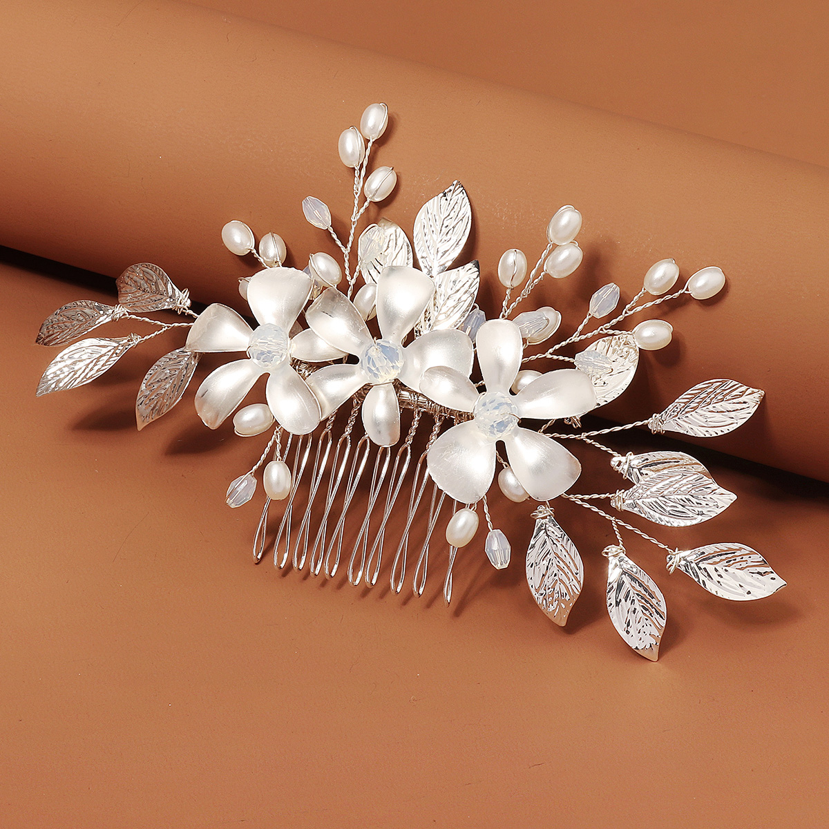 Sliver Luxurious Floral Metal  - Event Suppliers บทวิจารณ์และราคา