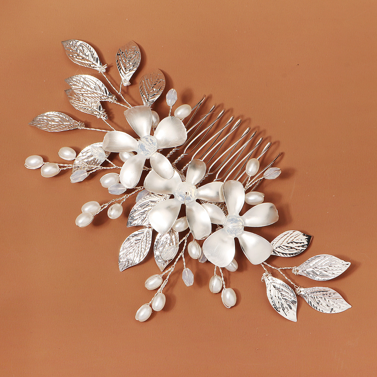 Sliver Luxurious Floral Metal  - Event Suppliers บทวิจารณ์และราคา