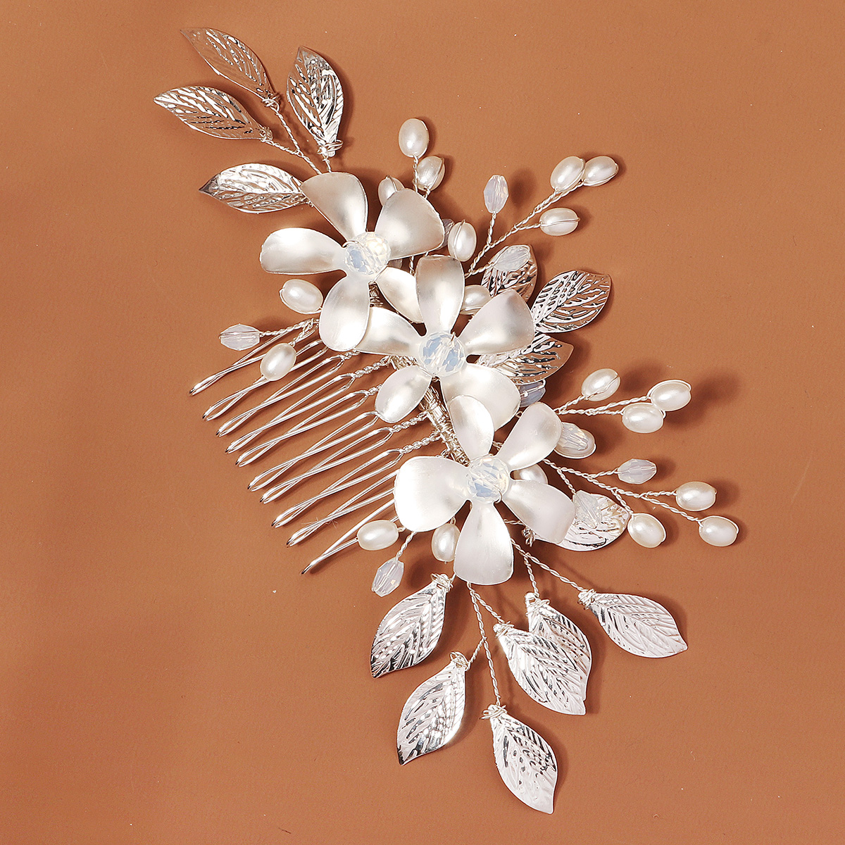 Sliver Luxurious Floral Metal  - Event Suppliers บทวิจารณ์และราคา